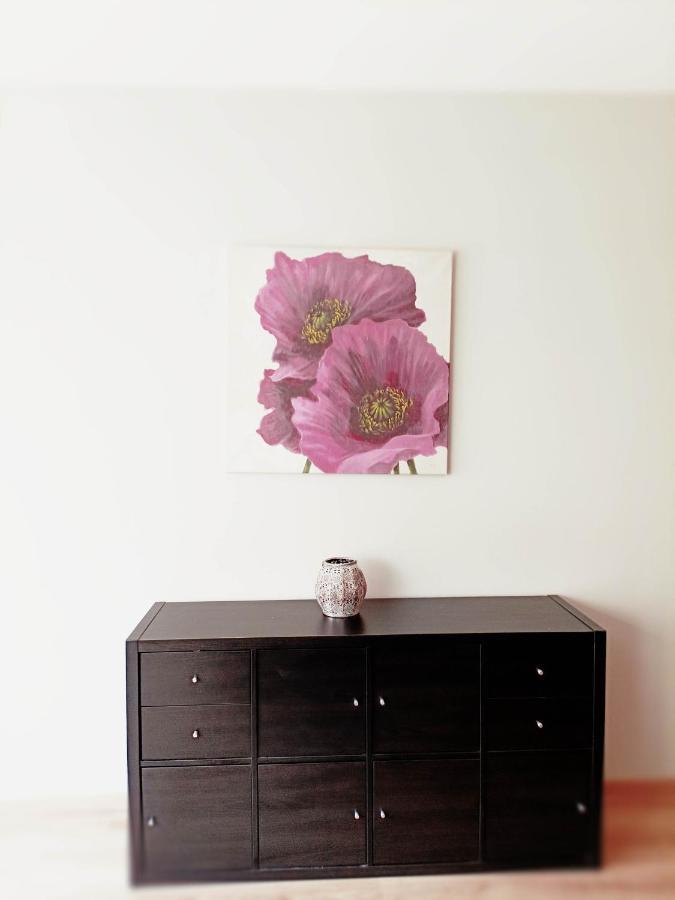 Cozy 2 Bedroom Apartment - Metro Montgomery 브뤼셀 외부 사진